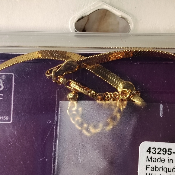 18kt Gold Plated Anklet NWT Adjustable C LUXE by Claire's Herringbone Chain - Picture 4 of 5